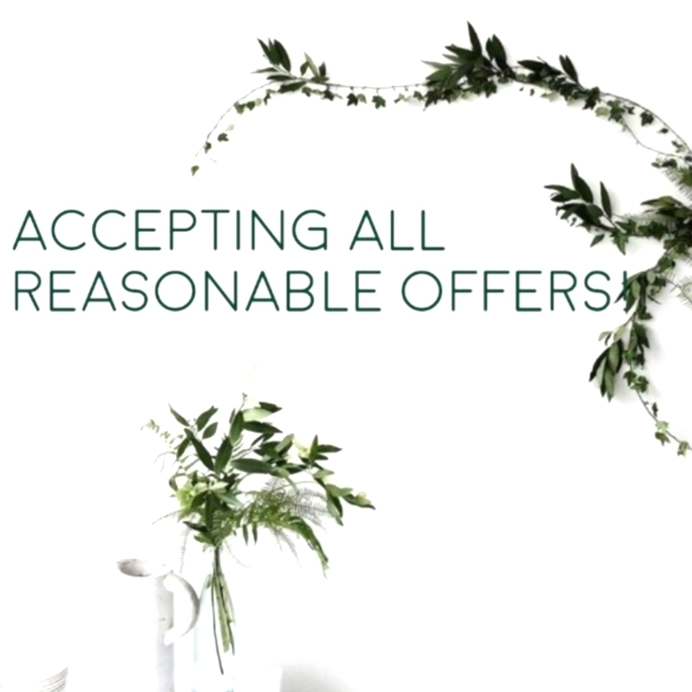 🖤ALL REASONABLE OFFERS ACCEPTED🖤